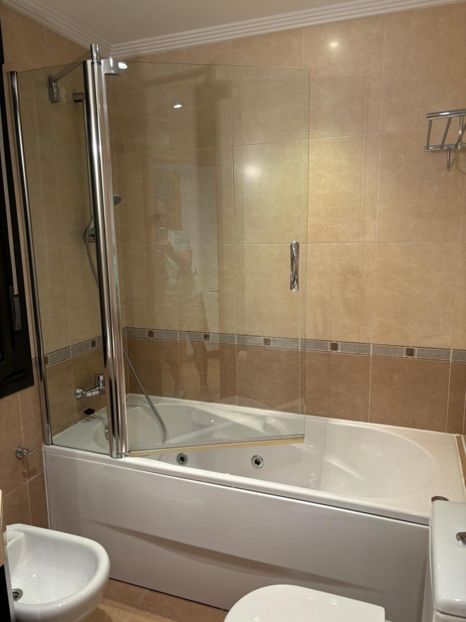 Apartamento Oviedo Naranco Luaran gambar