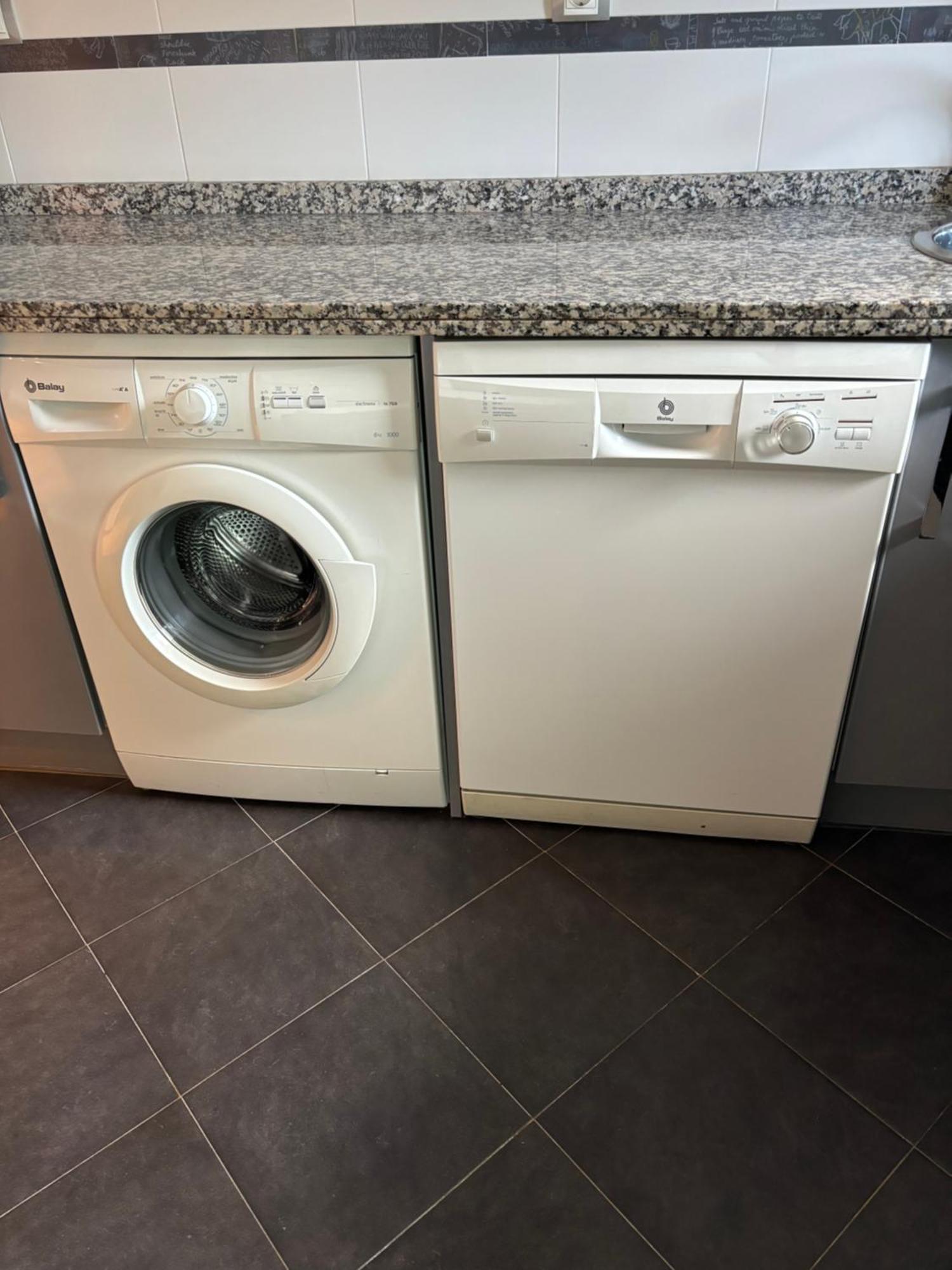 Apartamento Oviedo Naranco Luaran gambar