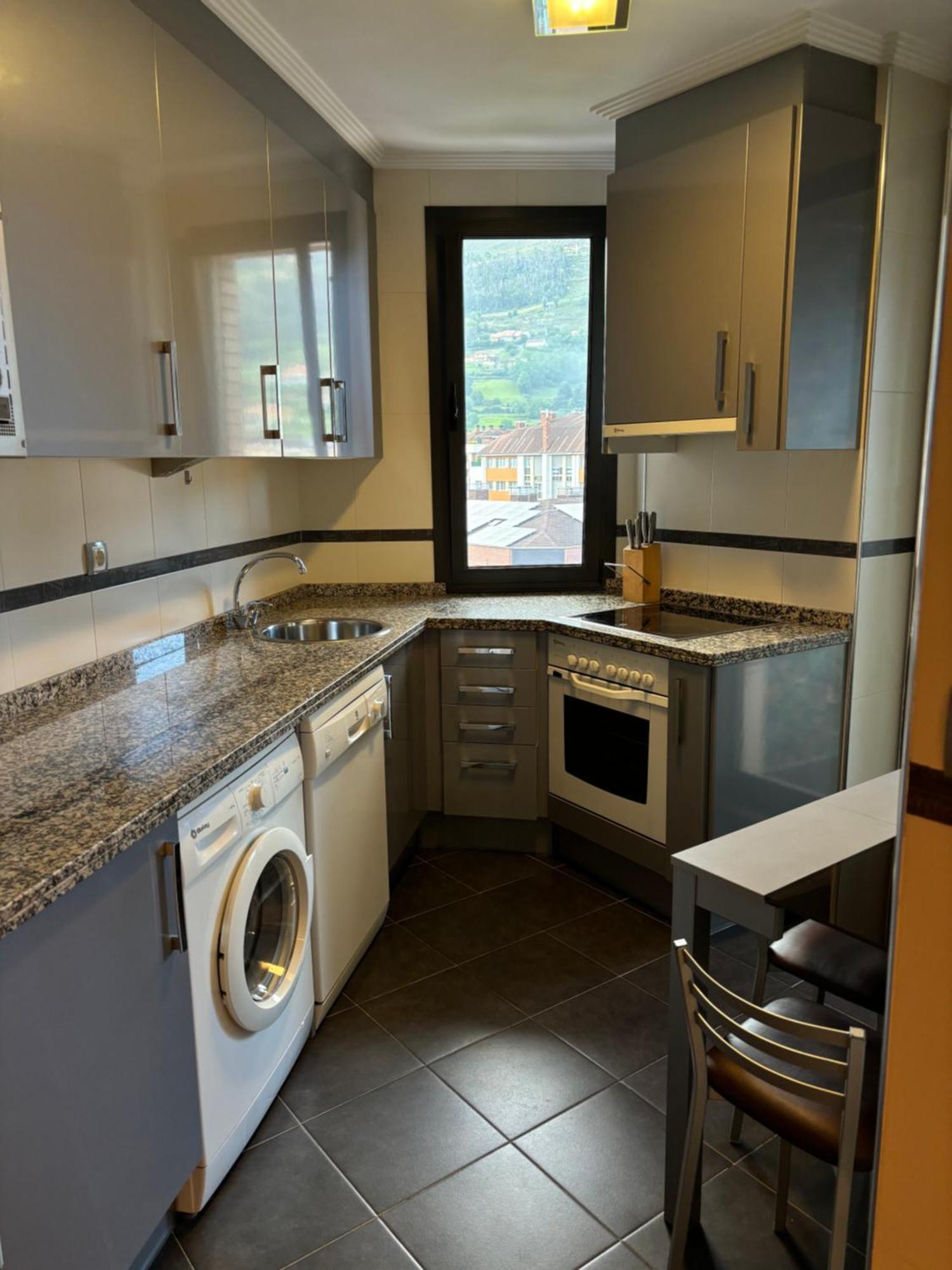 Apartamento Oviedo Naranco Luaran gambar
